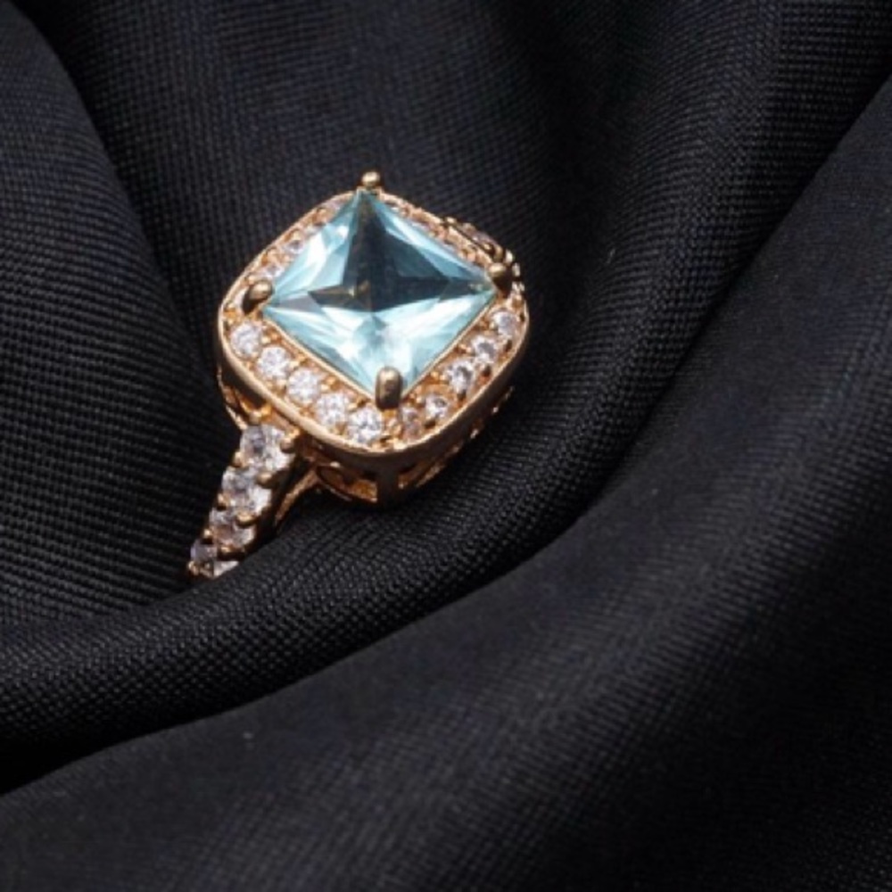 ❤️ LAST CHANCE ❤️Beautiful Ring - Picture 3 of 7